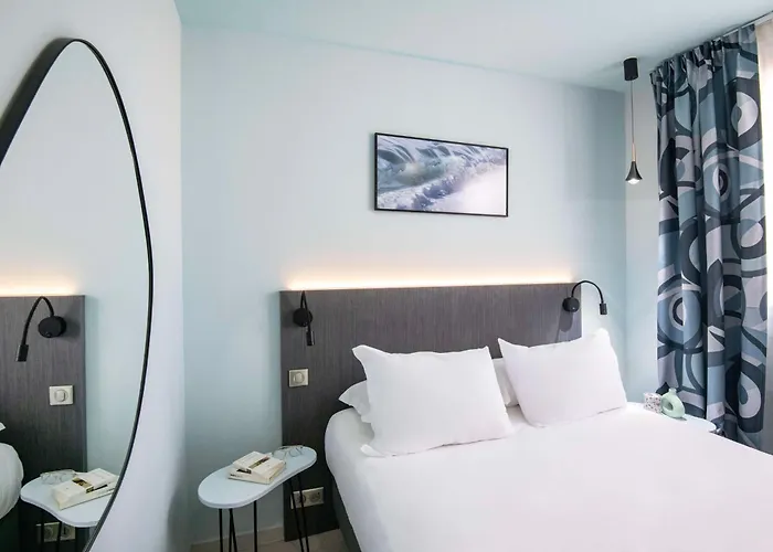 Western Alba Szálloda 4*