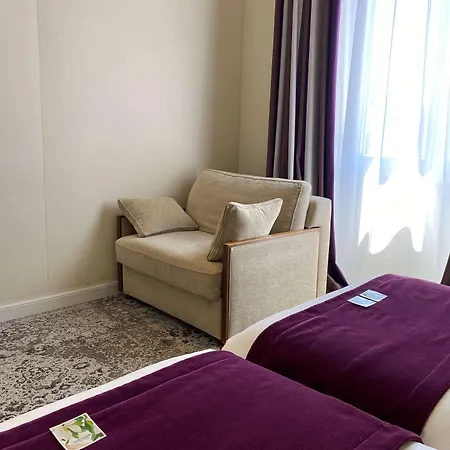 Отель Western Alba 4*