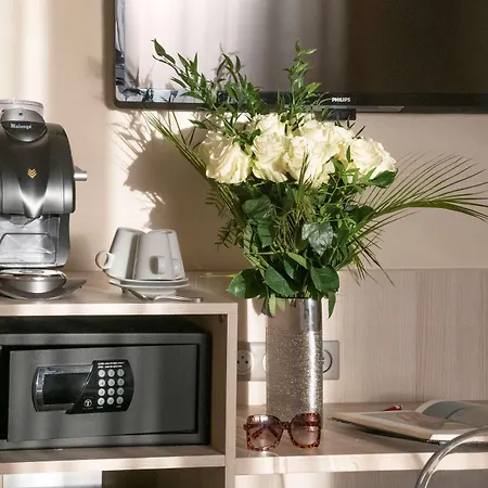 Western Alba 4* Ницца