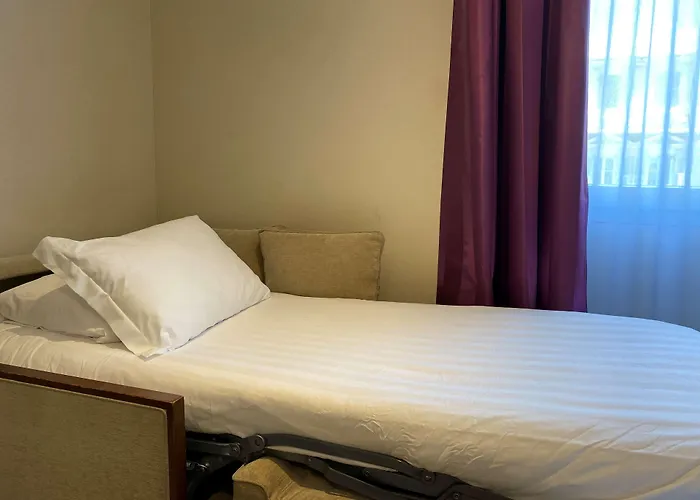 Western Alba Otel